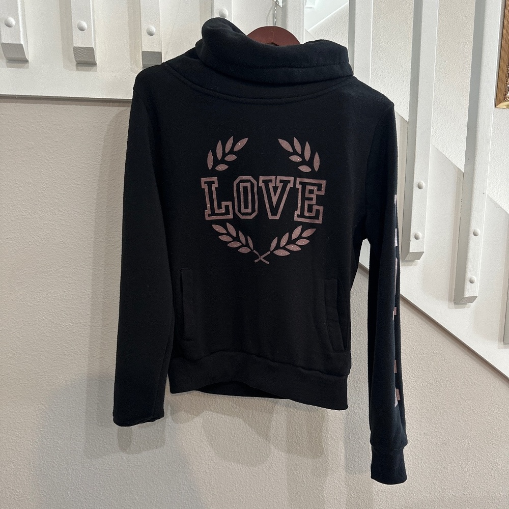 Sweatshirt by Roma concept